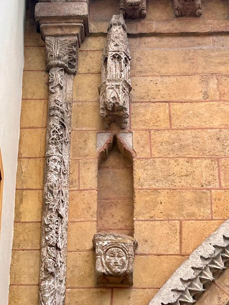 La iglesia de San Juan de la Palma (2): la entrada principal de la calle Feria.