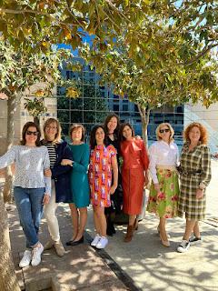 ESTRENANDO FALDA Y QUEDADA COSTURIL ESTRENANDO FALDA Y QUEDADA COSTURIL