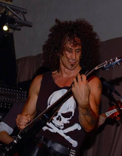 Efemérides del Rock y Heavy Metal: Que pasó un 15 de Mayo