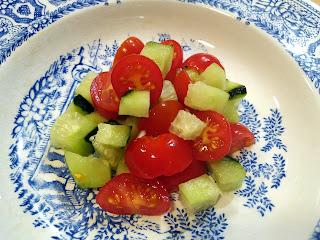 GAZPACHUELO FRíO CON PEPINO Y TOMATE  AL ESTILO DE ALMERIA