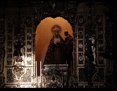 La iglesia de San Juan de la Palma (6): el rayo que ilumina a la Virgen de la Amargura.