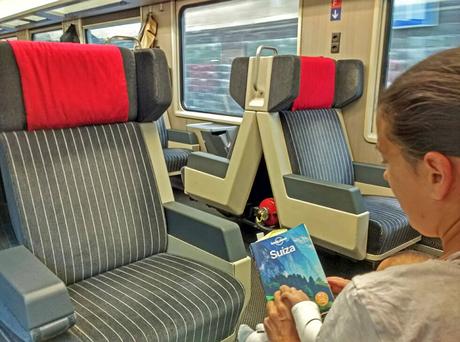 viajar en tren por Suiza con niños o un bebé es gratis con la swiss travel pass 