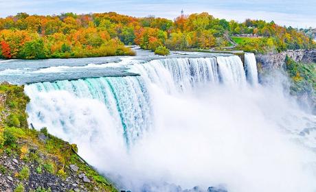 Cataratas del Niágara en otoño