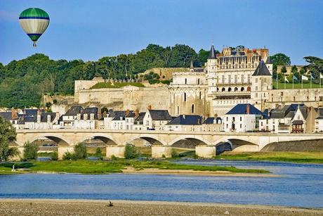 Globo sobre la ciudad de Amboise, Valle del Loira