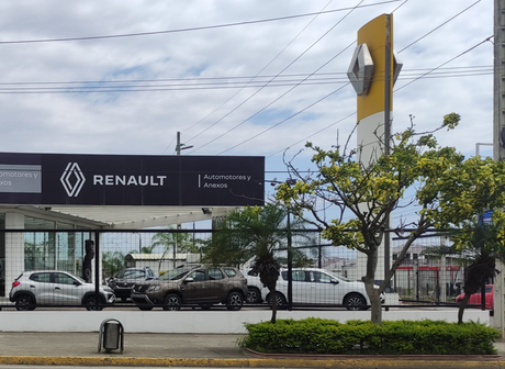 RENAULT EXPANDE SU PRESENCIA EN ECUADOR CON SU NUEVO CONCESIONARIO EN MACHALA