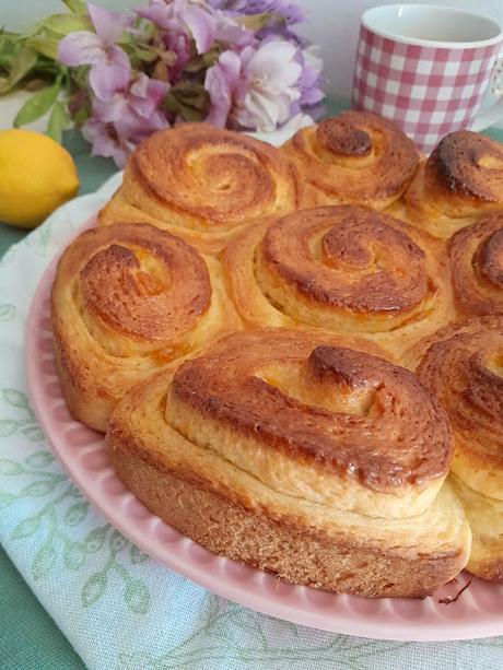 Torta delle rose - Tarta rosas de brioche
