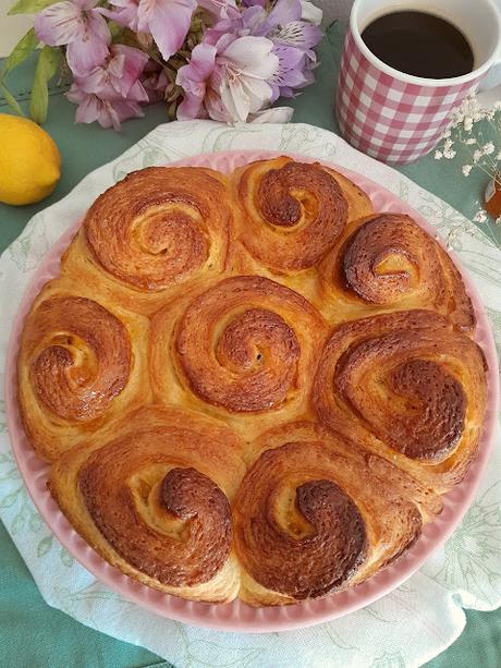 Torta delle rose - Tarta rosas de brioche