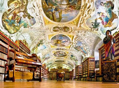 20 atracciones turísticas mejor valoradas en Praga Monasterio y biblioteca de Strahov