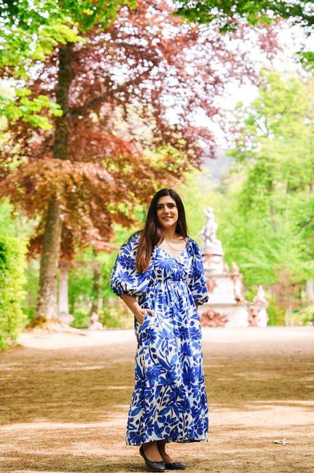 Un vestido en un palacio Un vestido en un palacio