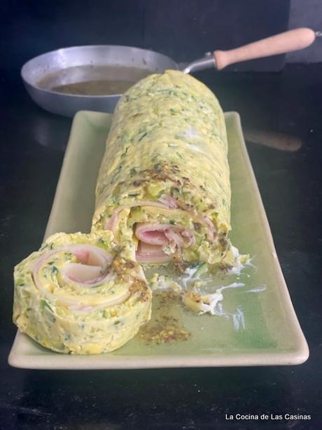 Rollo de Calabacín, Jamón, Queso y Pesto de Pistachos #HomenajeBlog