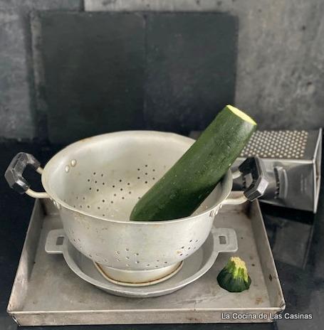 Rollo de Calabacín, Jamón, Queso y Pesto de Pistachos #HomenajeBlog