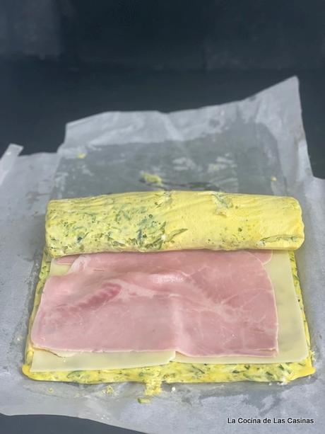 Rollo de Calabacín, Jamón, Queso y Pesto de Pistachos #HomenajeBlog