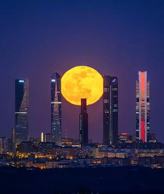 En el ecuador de la campaña electoral del 22-M.