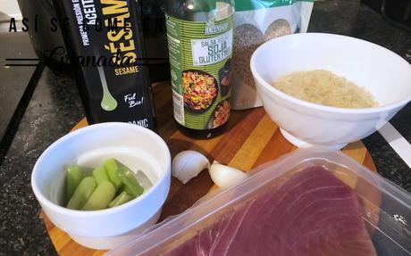 Atún con arroz al estilo asiático