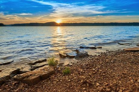 Atardecer en el lago Kentucky