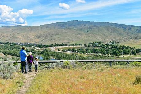 Senderismo para principiantes: introducción, equipamiento y otros elementos esenciales Área recreativa Oregon Trail, Boise, Idaho