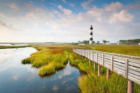 Faro de la isla de Bodie en Cape Hatteras National Seashore