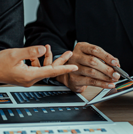 Puigverd Assessors analiza las principales normativas actuales obligatorias para el negocio empresarial