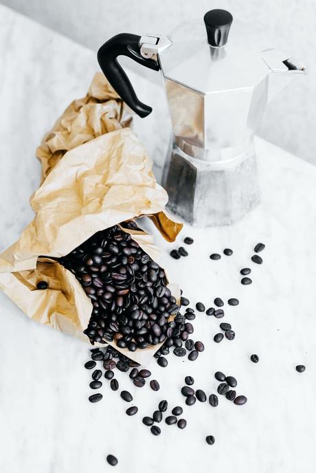¿Te apetece venir a tomar un café?