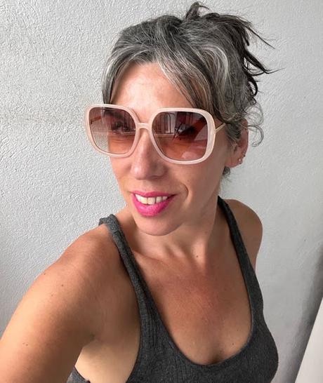 gafas puestas A la playa con Hunkemöller (Mi bañador para este verano)