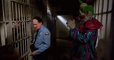 Los payasos asesinos del espacio exterior 1988