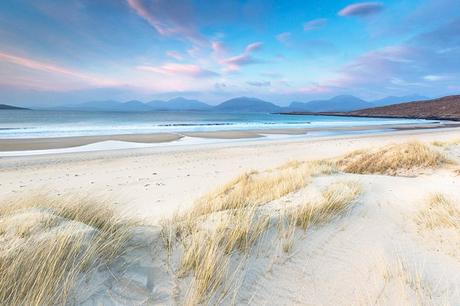 12 playas mejor valoradas en el Reino Unido Luskentyre Sands al atardecer