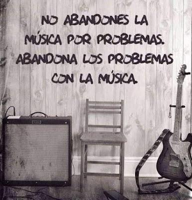 El poder terapéutico de la música… y los gritos racistas a Vinicius, jugador del Real Madrid.