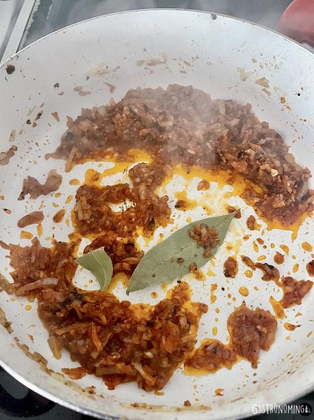 Polpette, las albóndigas con salsa de tomate estilo italiano Polpette, las albóndigas con salsa de tomate estilo italiano