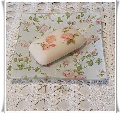 JABONERA Y JABÓN CON DECOUPAGE