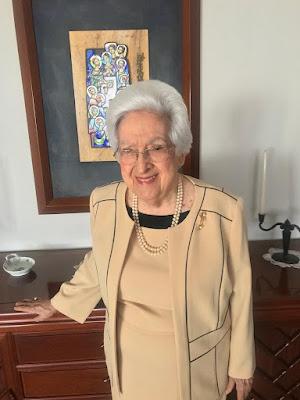 Señorita Carmen Calonge