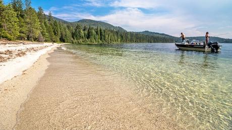 Par pescando en Priest Lake