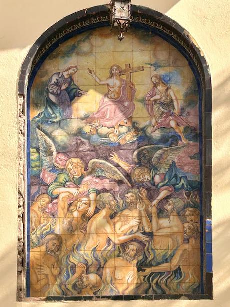 La iglesia de San Juan de la Palma (21): el retablo cerámico de la Ánimas Benditas del Purgatorio.