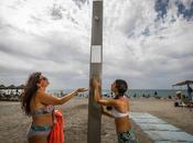 este verano habrá lavapiés duchas playas para ahorrar agua