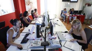 El IMAS instala nuevos detectores de fuego y gas para mejorar el servicio de teleasistencia