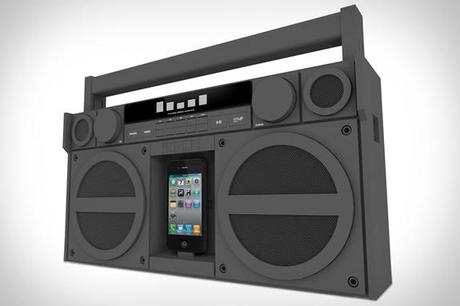 iHome iP4 Boombox