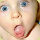 ARBITRO AGREDIDO... POR SU JUEZ DE LINEA