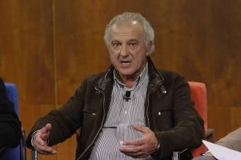 El presidente Manuel Seoane gesticula durante La Prórroga, en Telemiño. (Foto: MIGUEL ÁNGEL)