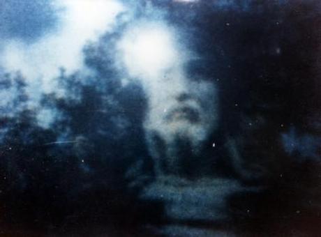 Un viaje por la Metafísica Un viaje por la Metafísica