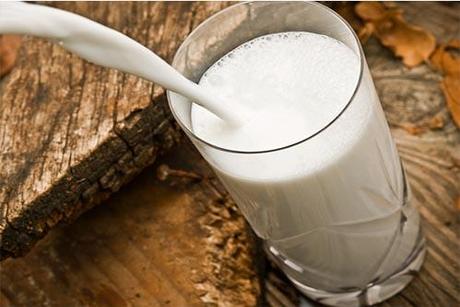 leche-calcio-osteoporosis Prevención de la osteoporosis