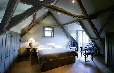 DORMITORIOS MAS QUE RUSTICOS I