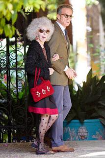 El regalo de la Duquesa de Alba a Alfondo Díez por su 61 aniversario.