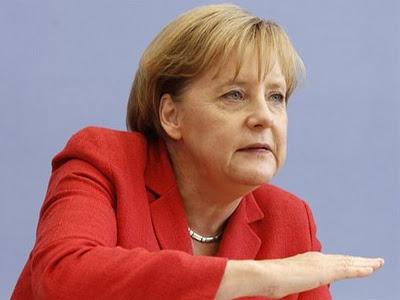 Porfías de Angela Merkel amplifican el ciclo recesivo y dividen a Europa
