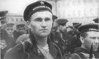 Toda Crimea, menos la fortaleza de Sebastopol, se encuentra ya en manos de Manstein - 16/11/1941.