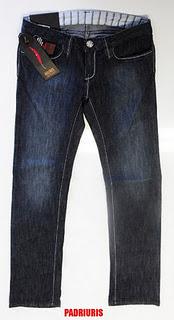 ¡AY Güey! mucho más que playeras… conoce los jeans