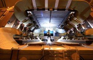 ¿Se ha descubierto una física más allá del Modelo Estándar en el LHC?