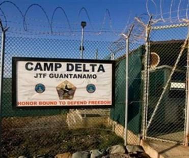 20111117125832-3.base-guantanamo.jpg