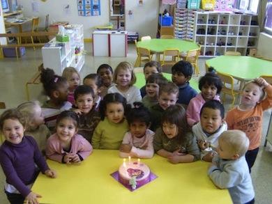 Children_in_a_Primary_Education_School_Wikipedia Ecología para niños