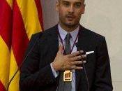 Guardiola recibe medalla Honor Parlamento Cataluña