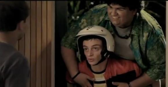 Entrega de personas para compartir pizza