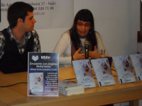 Presentación de Ángeles desterrados, Anabel Botella en Bibliocafé.
